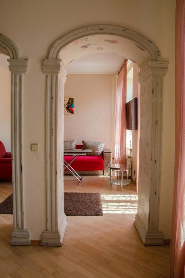 Svobody Avenue Apartment Lviv Buitenkant foto